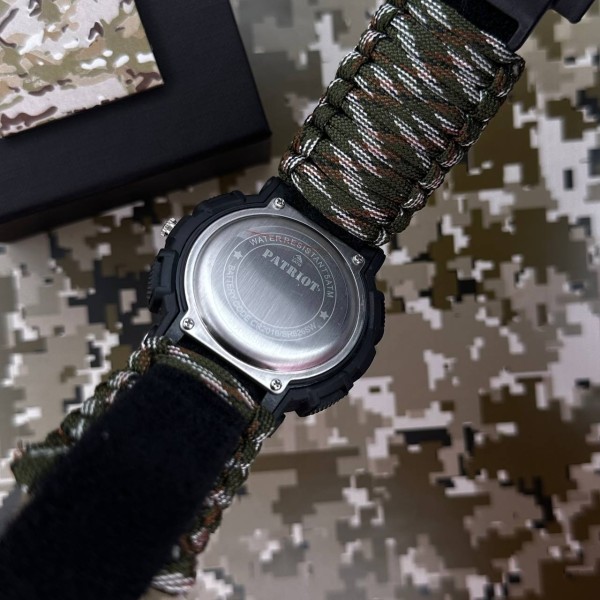 Patriot 005 Тризуб срібло Чорний Паракордовий ремінець Camo Green + Коробка.