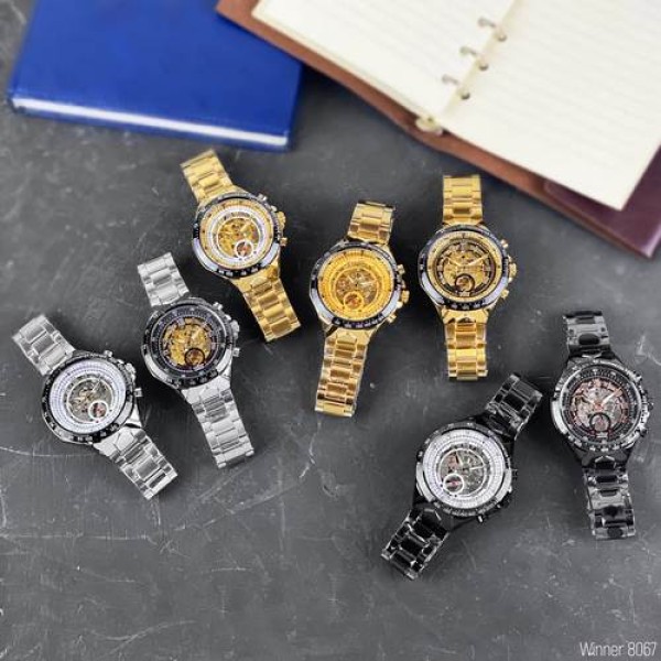 Winner 8067 Gold-Black-Gold Red Cristal
