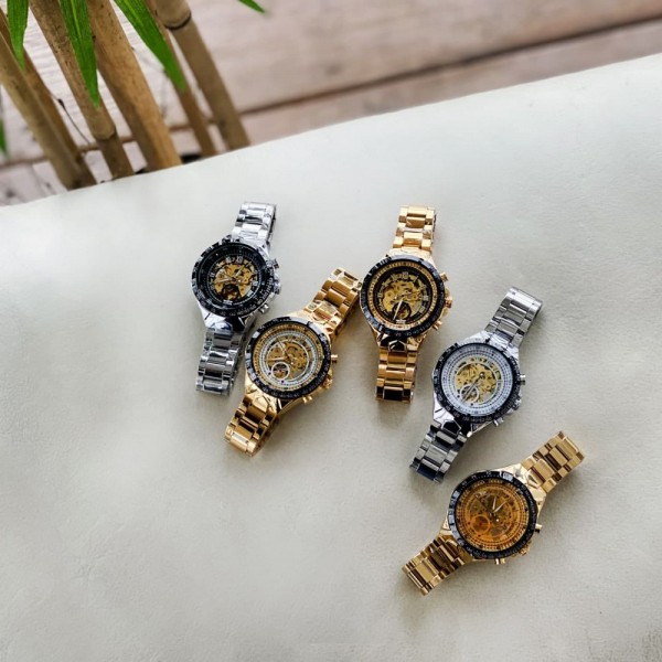 Winner 8067 Gold-Black-Gold Red Cristal