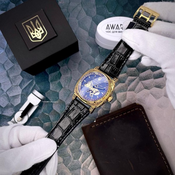 Awarder 021-3D Де би не був Gold-Black