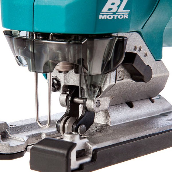 Аккумуляторный лобзик Makita DJV 182 Z