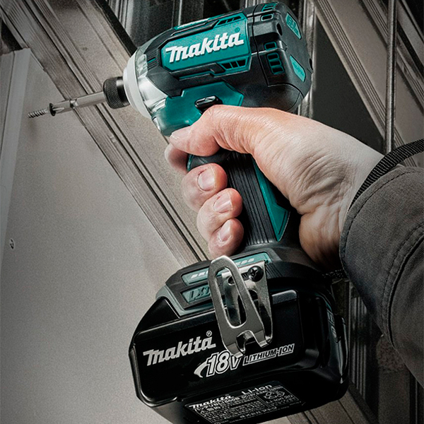 Аккумуляторный ударный гайковерт Makita DTD 170 RTJ