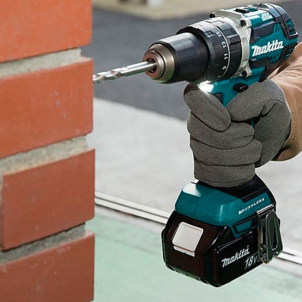 Аккумуляторный ударный шуруповерт Makita DHP 484 RFE