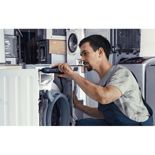 Акумуляторний шурупокрут Bosch Professional GO 2 у кейсі