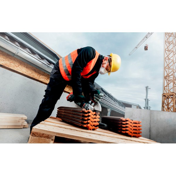 Аккумуляторная болгарка Metabo WB 18 LTX BL 180 (каркас) в MetaBox