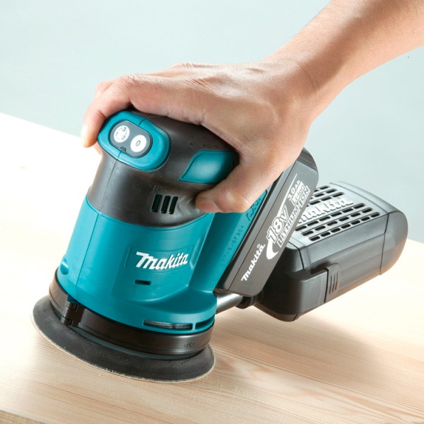 Аккумуляторный эксцентрик Makita DBO 180 Z (без АКБ)