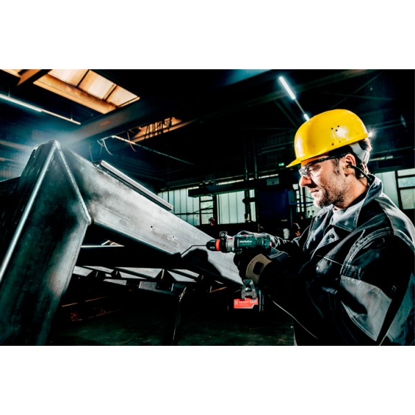 Аккумуляторный ударный шуруповерт Metabo SB 18 LTX-3 BL Q I (каркас) MetaLoc