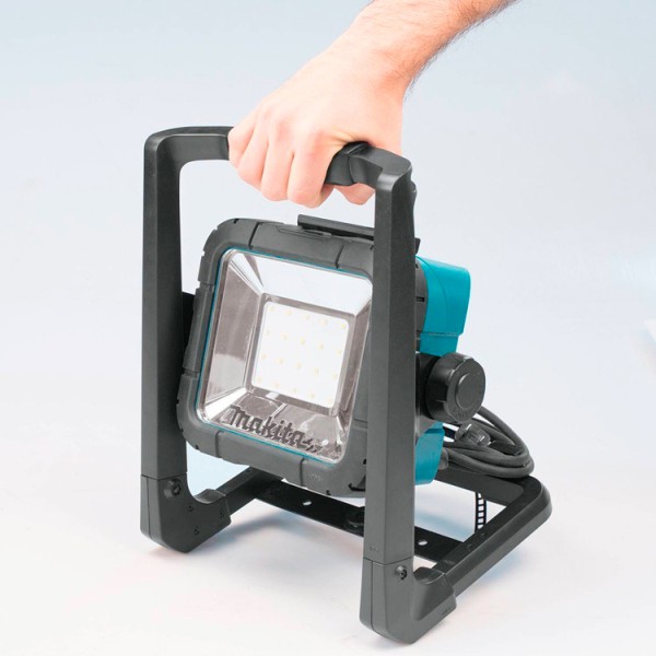 Аккумуляторный фонарь Makita DEAD ML 805 (без АКБ)