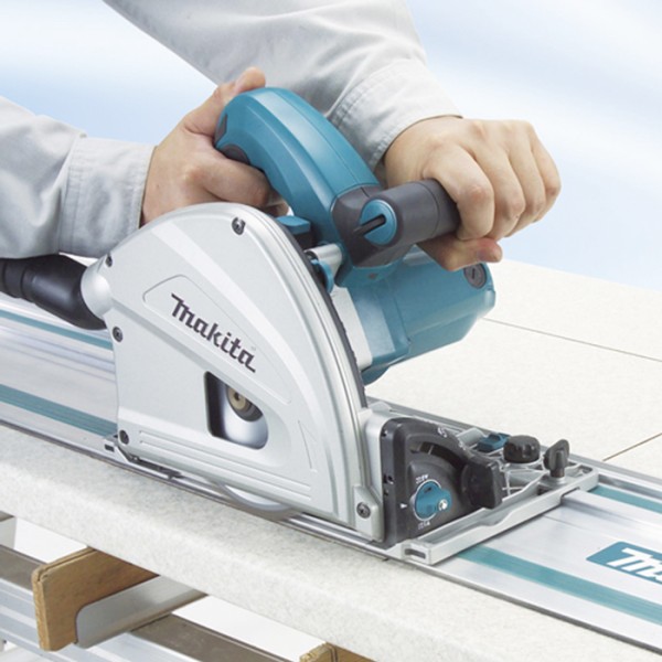 Занурювальна дискова пила Makita SP 6000