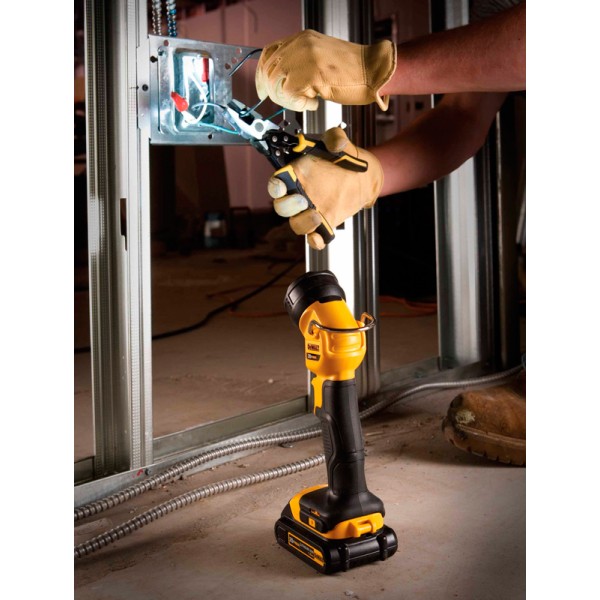 Ліхтар DeWALT DCL040