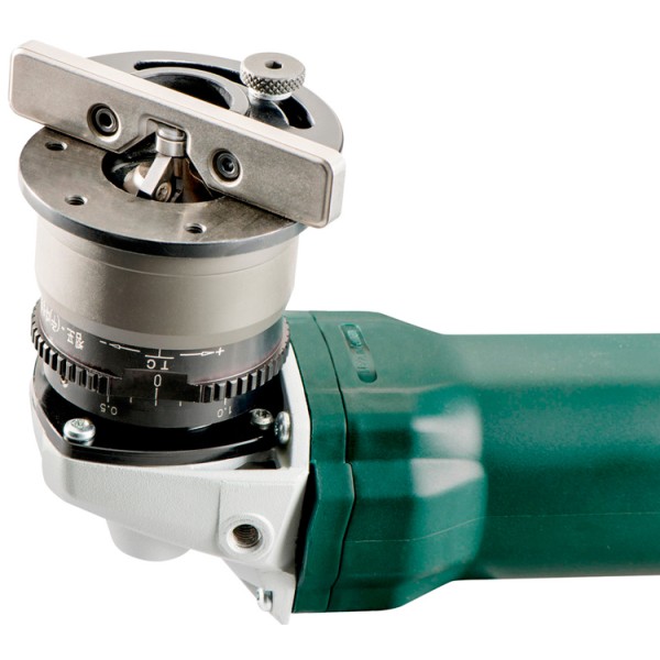 Крайковий фрезер по металу Metabo KFM 9-3 RF
