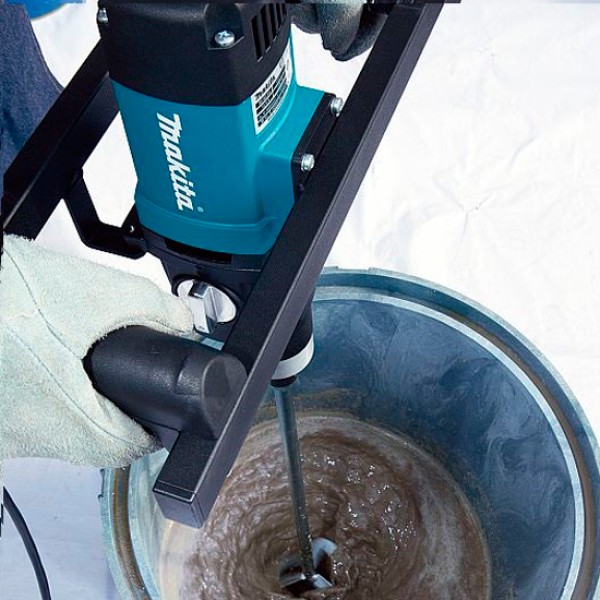Миксер Makita UT 1401