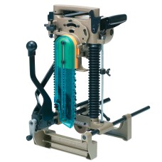 Пазоріз Makita 7104 L