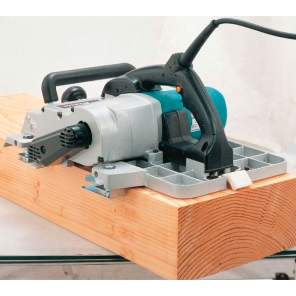 Рубанок Makita KP 312 S