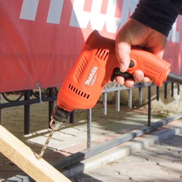 Дрель безударная Makita M 0600