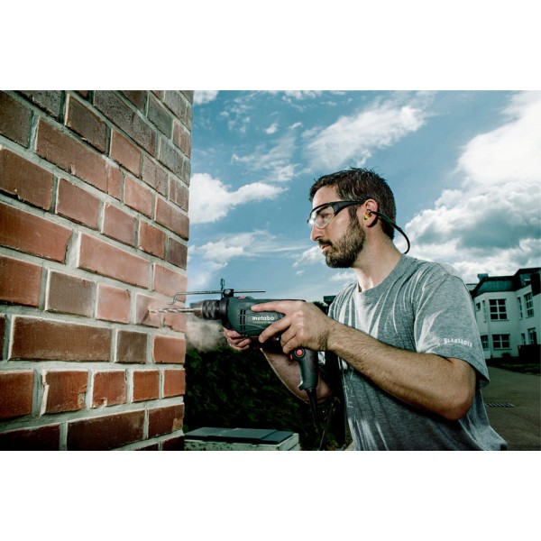 Дрель ударная Metabo SBE 650
