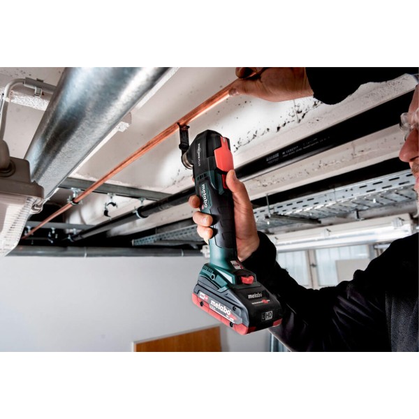 Аккумуляторный универсальный резак Metabo MT 18 LTX BL QSL, без акб в MetaBOX 145 L