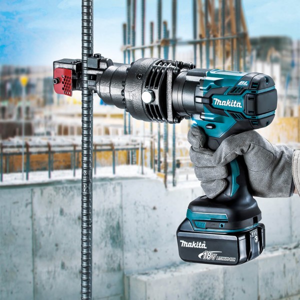 Акумуляторний різчик арматури Makita DSC163ZK без акб