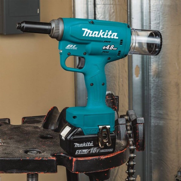 Акумуляторний заклепувальний пістолет Makita DRV150Z без акб