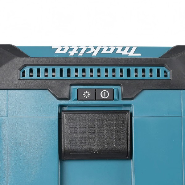 Аккумуляторный фонарь Makita XGT 40 V MAX/ 14.4-18 V LXT ML009G без акб