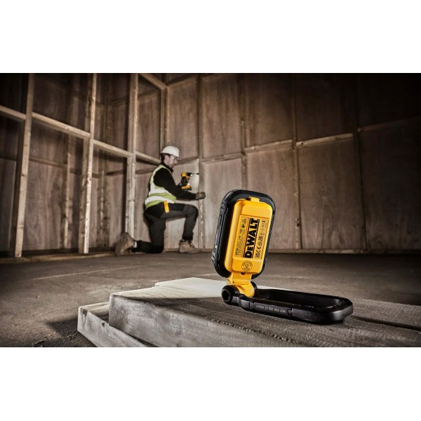 Фонарь светодиодный аккумуляторный DeWALT DCL182