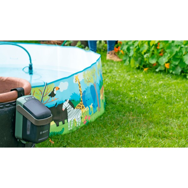 Аккумуляторный насос Bosch GardenPump 18, 1 акб 18В 2,5 Ah