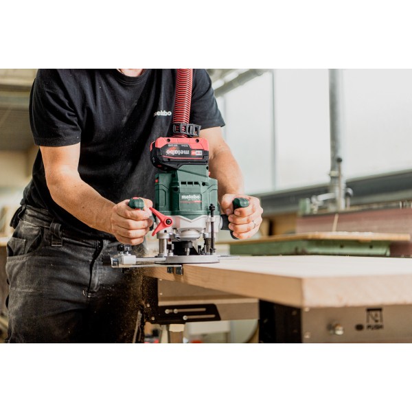 Аккумуляторный фрезер Metabo OFV 18 LTX BL 12 с 2 акб 18 V 5.5 Ah, з/у ASC 145 в metaBOX 340