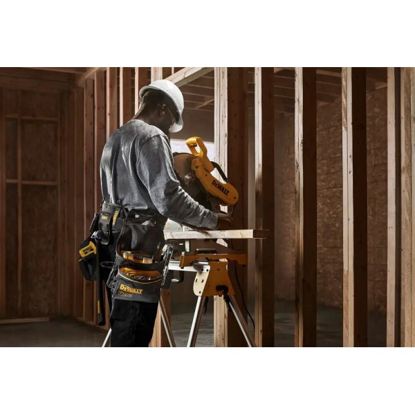 Профессиональный ремень с навесными сумками DeWALT