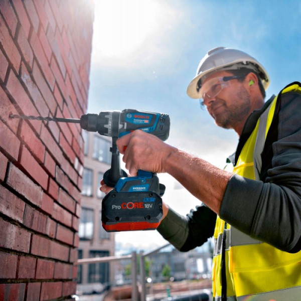 Аккумуляторная ударная дрель-шуруповерт Bosch Professional GSB 18V-150 C, 2 акб ProCORE18V 8.0Ah, з/у GAL 1880, L-boxx