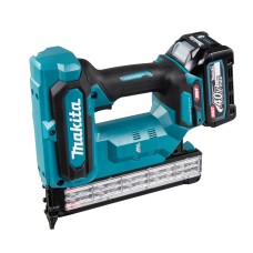 Аккумуляторный гвоздезабиватель Makita XGT 40 V MAX FN001GA201 с 2 акб 2.5 Ah и з/у