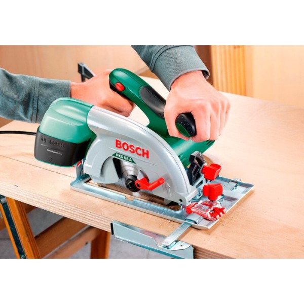Дисковая пила Bosch PKS 55 с диском 160 мм