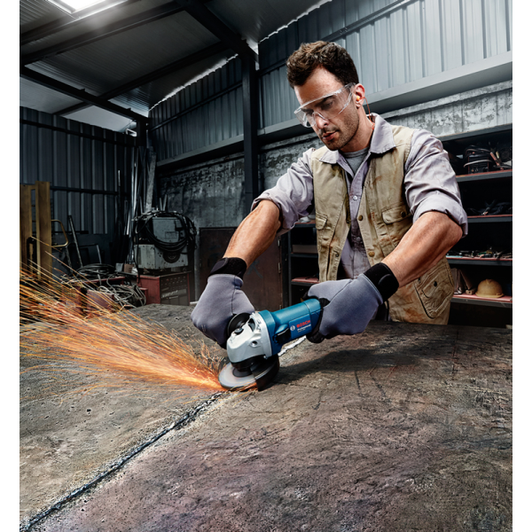 Кутова шліфмашина Bosch Professional GWS 670 (0601375606)