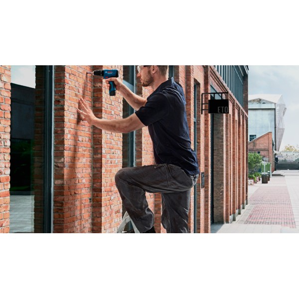 Акумуляторний ударний дриль-шурупокрут Bosch Professional GSB 120-Li в кейсі з 2 акб GBA 12V 2.0 Ah та з/п GAL 1210 CV