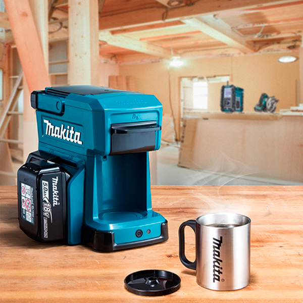 Аккумуляторная кофеварка Makita DCM501Z (без АКБ)