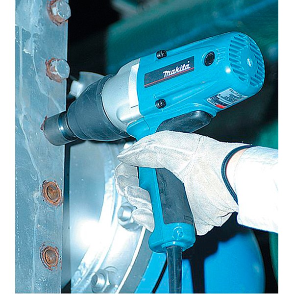 Гайковерт ударный Makita TW 0200