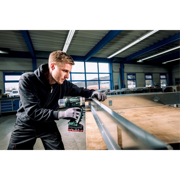 Аккумуляторный заклепочный пистолет Metabo NP 18 LTX BL 5.0 в MetaBox (без АКБ)