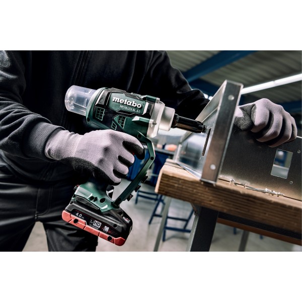 Аккумуляторный заклепочный пистолет Metabo NP 18 LTX BL 5.0 LiHD