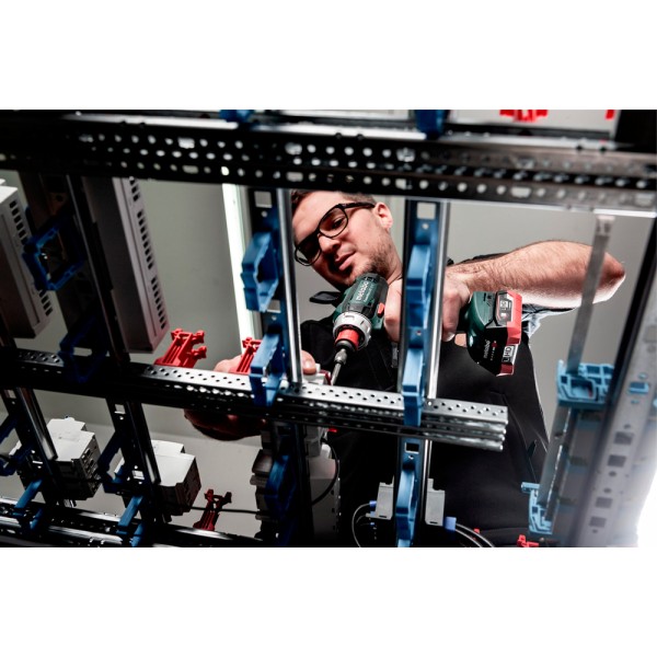 Аккумуляторная дрель-шуруповерт Metabo PowerMaxx BS 12 Q