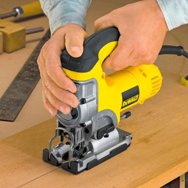 Лобзик DeWalt DW331K