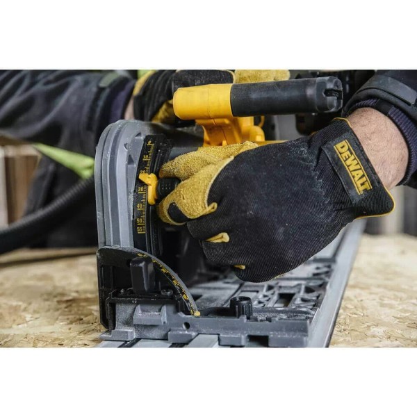 Пила дискова занурювальна акумуляторна DeWalt DCS520NT без акб і з/в в кейсі