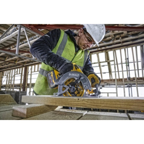 Пила дисковая аккумуляторная DeWalt DCS578X2, 2 акб 3 Аh, з/у, в кейсе