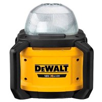 Фонарик аккумуляторный светодиодный DeWALT DCL074