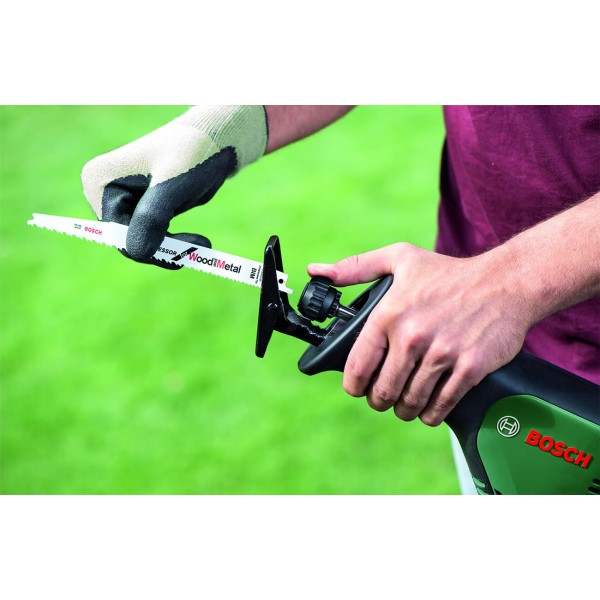 Аккумуляторная сабельная пила Bosch AdvancedRecip 18 с акб PBA 18V 2.5Ah W-B и ЗУ AL 1830 CV