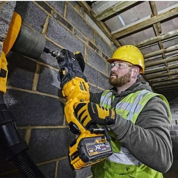Дрель аккумуляторная безударная DeWalt DCD470N без акб, з/у