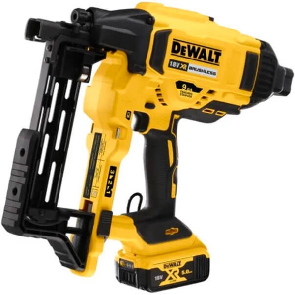 Степлер скобозабивной аккумуляторный бесщеточный DeWALT DCFS950P2