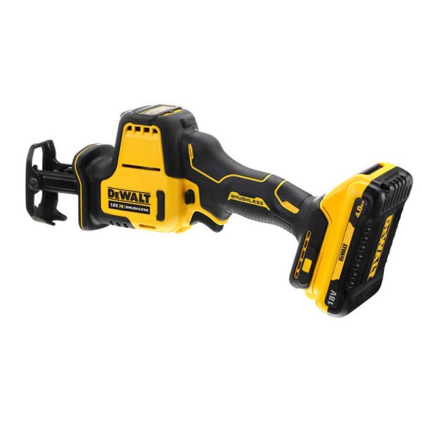 Аккумуляторная сабельная пила Dewalt DCS369M2, 2 акб 18 В XR Li-lon по 4.0 Ah, з/у, кейс
