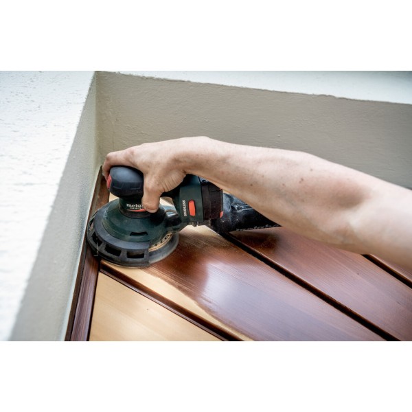 Акумуляторна ексцентрикова шлифмашина Metabo SXA 18 LTX 150 BL без акб і з/п, в кейсі