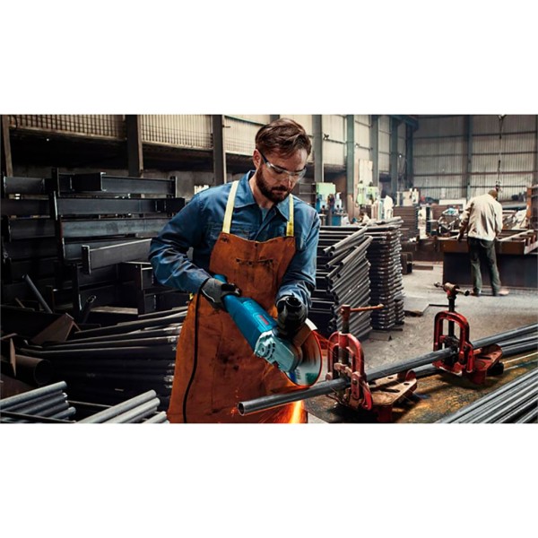 Болгарка Bosch Professional GWS 2200