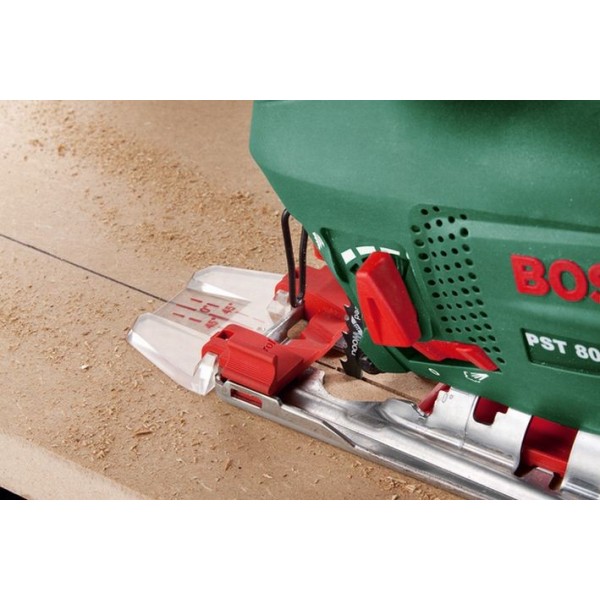 Лобзик Bosch PST 700 E в чемодані