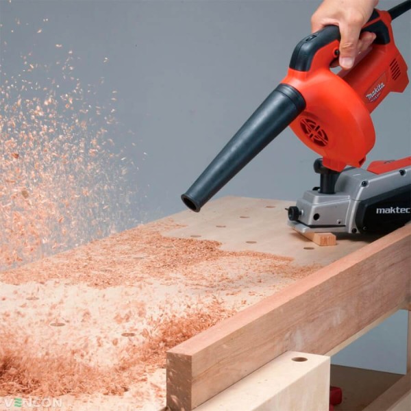 Воздуходувка Makita M4000